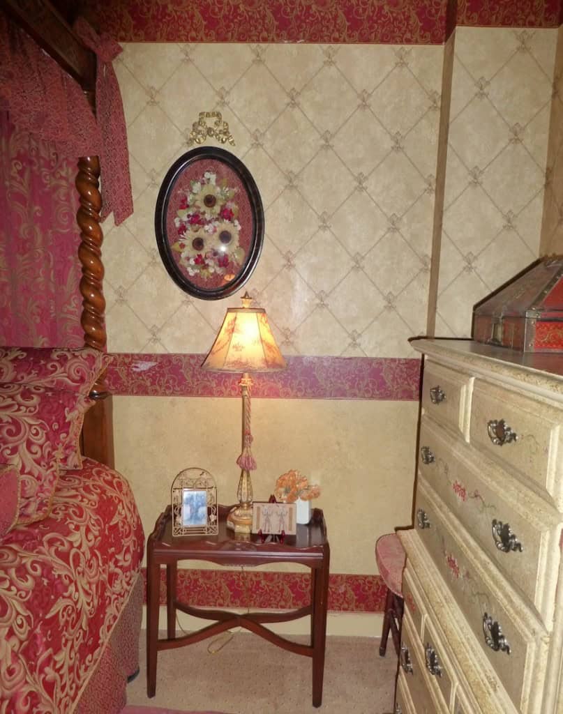 Wallpaper Border as Baseboard, Chair Rail, & Crown Molding